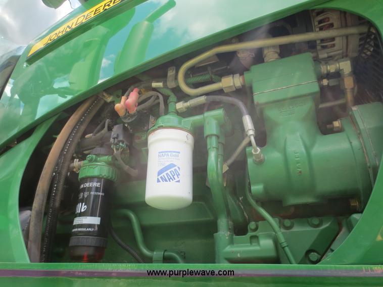 image for item D2071 2008 John Deere 4830 self-propelled sprayer