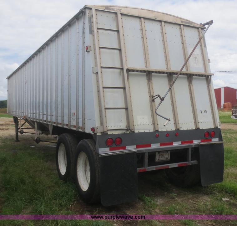 image for item D2084 1995 Merritt grain trailer