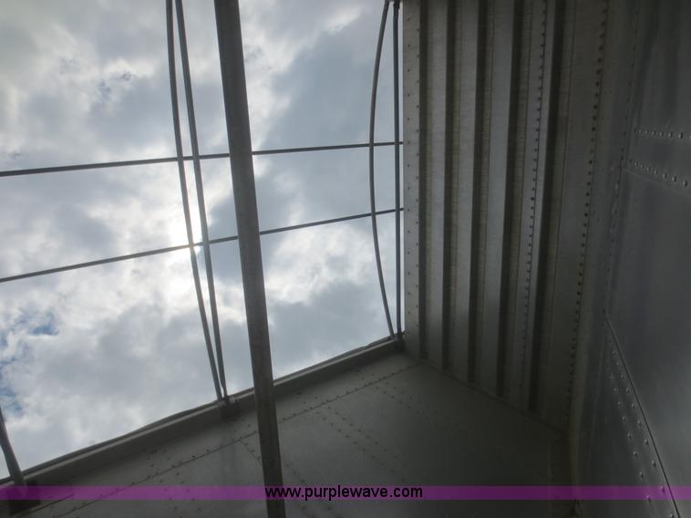 image for item D2084 1995 Merritt grain trailer