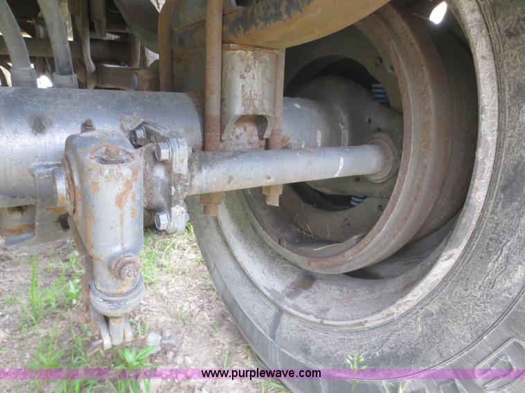 image for item D2084 1995 Merritt grain trailer