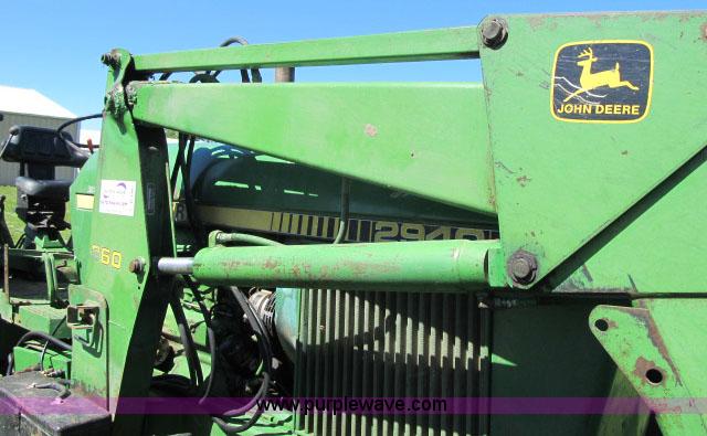 image for item D3987 John Deere 2940 MFWD tractor