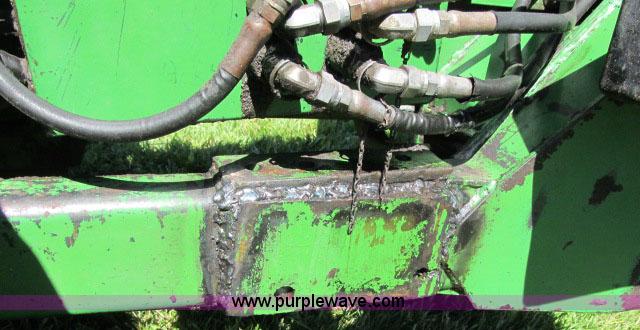 image for item D3987 John Deere 2940 MFWD tractor