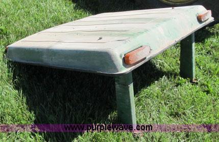 image for item D3987 John Deere 2940 MFWD tractor