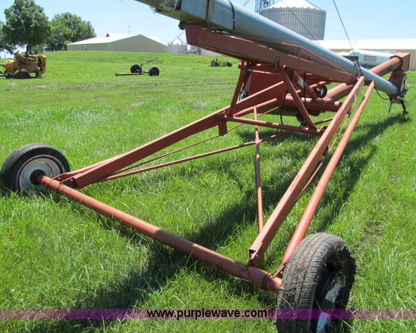 image for item D3990 Hutchinson 10X60 grain auger