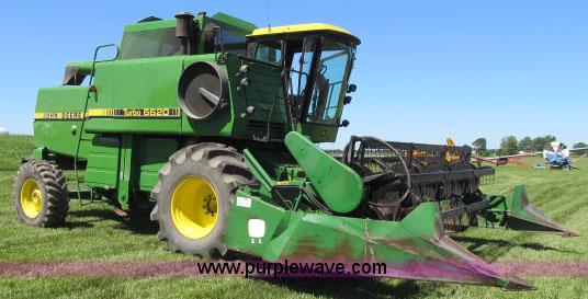 image for item F4903 1981 John Deere 6620 Turbo RWA combine