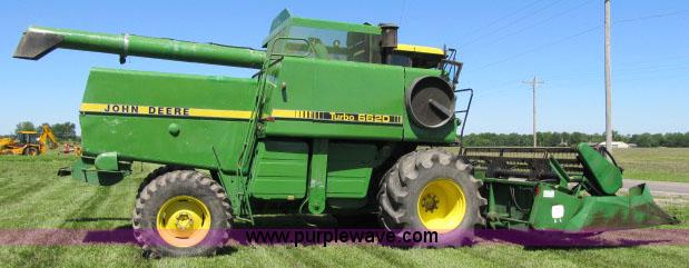 image for item F4903 1981 John Deere 6620 Turbo RWA combine