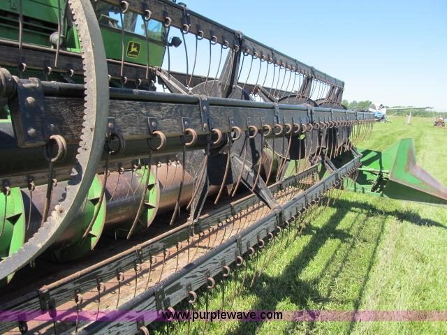 image for item F4903 1981 John Deere 6620 Turbo RWA combine