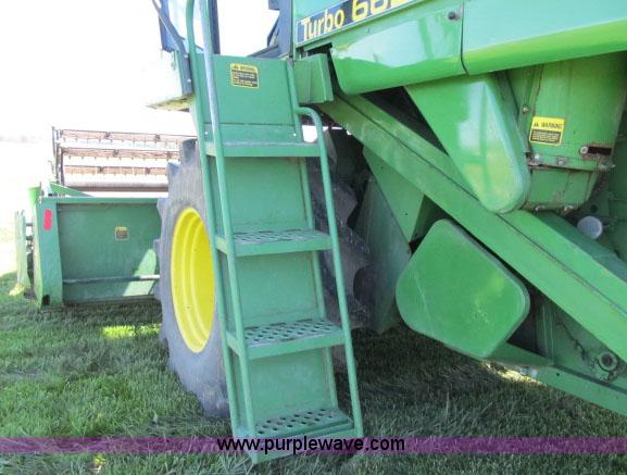 image for item F4903 1981 John Deere 6620 Turbo RWA combine