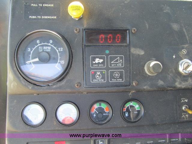 image for item F4903 1981 John Deere 6620 Turbo RWA combine