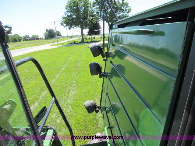 image for item F4903 1981 John Deere 6620 Turbo RWA combine