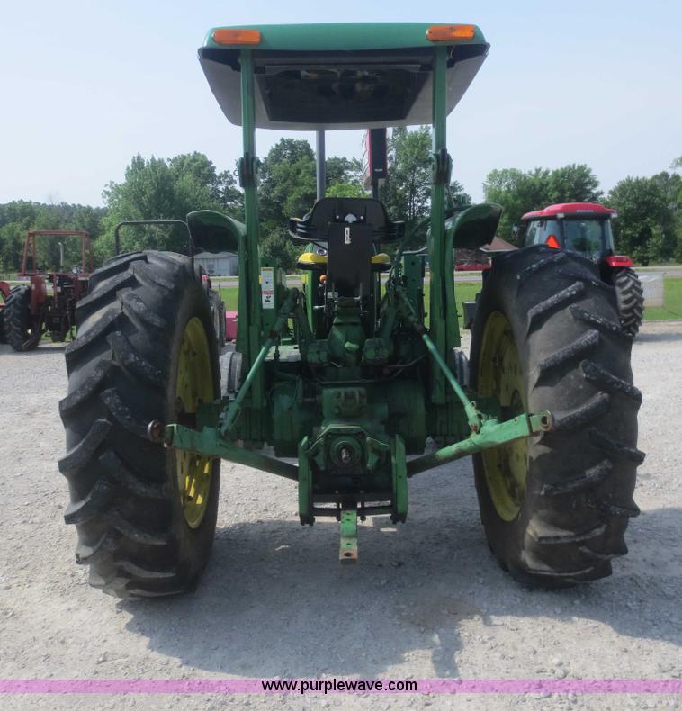 image for item F6985 1983 John Deere 2950 tractor