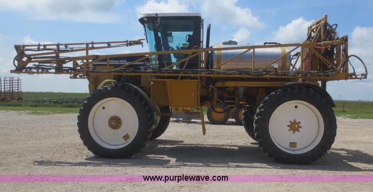 image for item F6998 1993 Ag-Chem RoGator 854 self-propelled sprayer