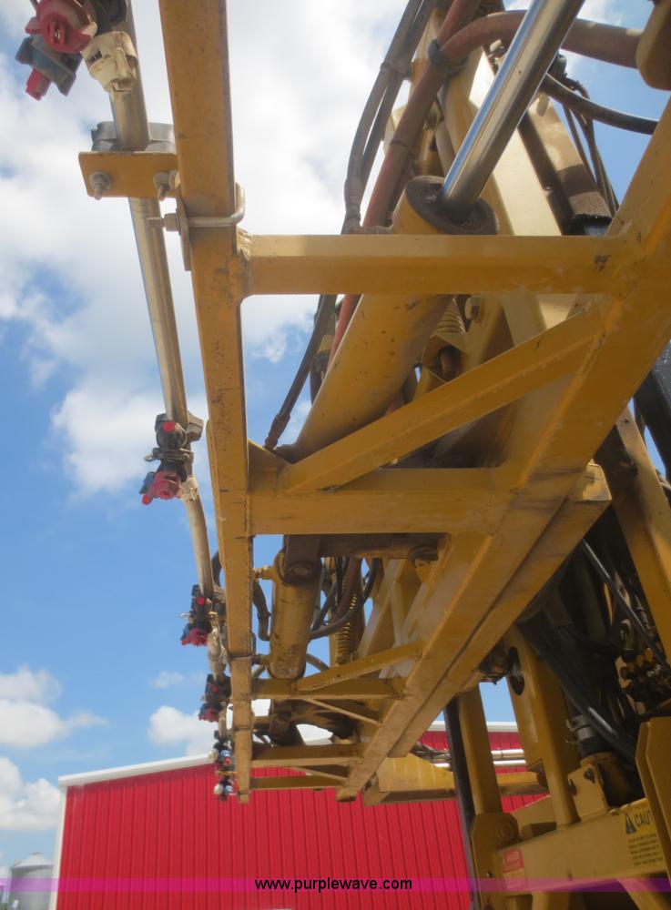 image for item F6998 1993 Ag-Chem RoGator 854 self-propelled sprayer