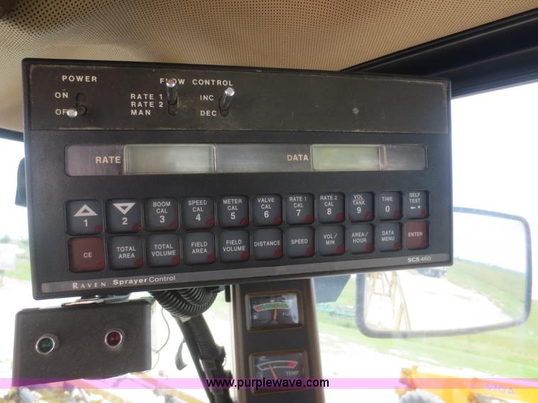 image for item F6998 1993 Ag-Chem RoGator 854 self-propelled sprayer