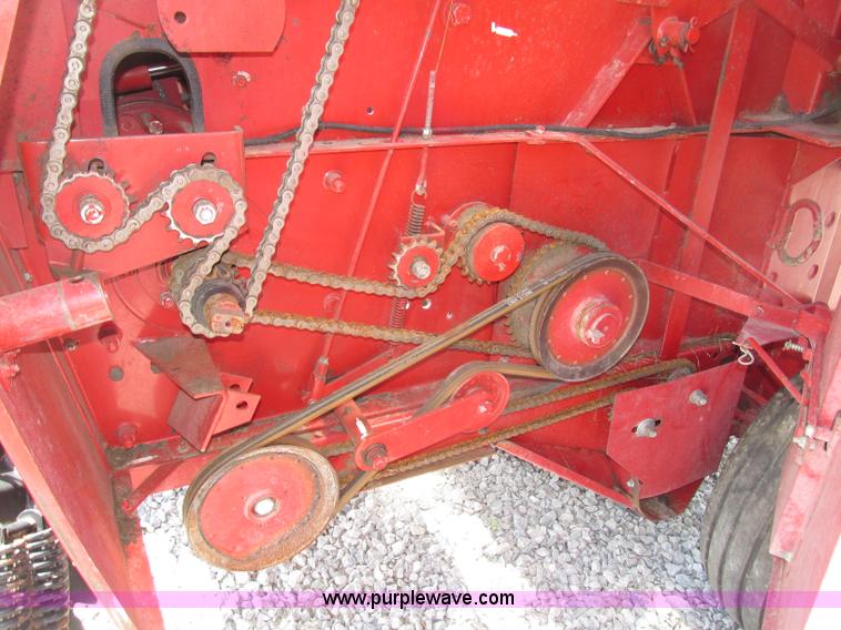 image for item F7394 1994 Case IH 8465A round baler