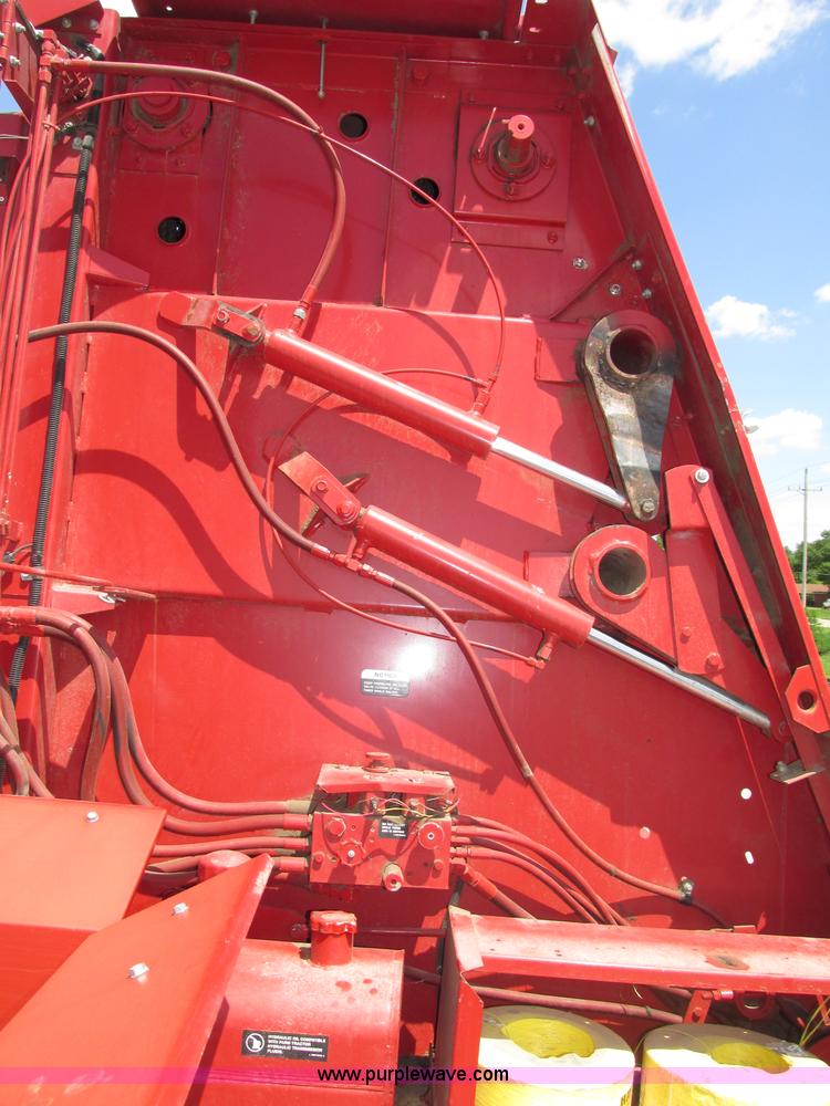 image for item F7394 1994 Case IH 8465A round baler