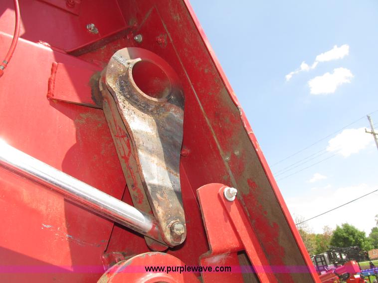 image for item F7394 1994 Case IH 8465A round baler