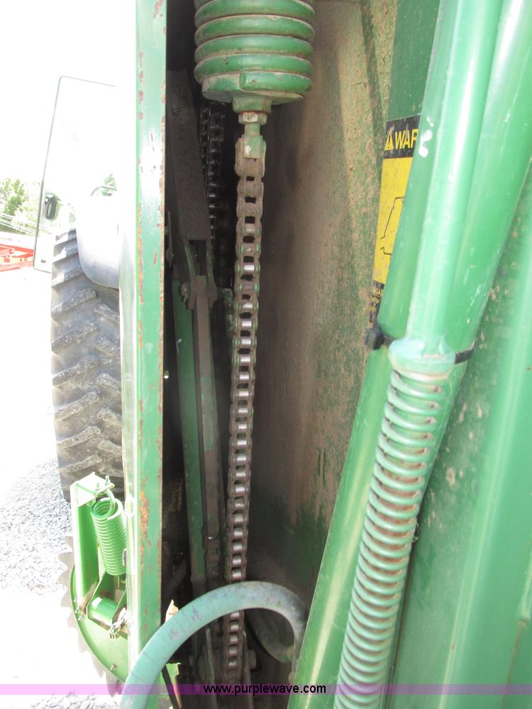image for item F7395 1988 John Deere 530 round baler