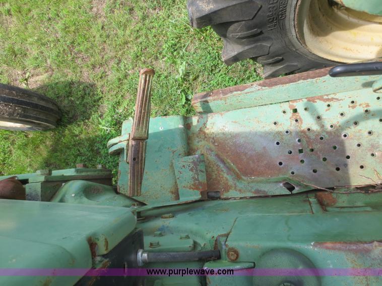 image for item F8271 John Deere 2120 tractor