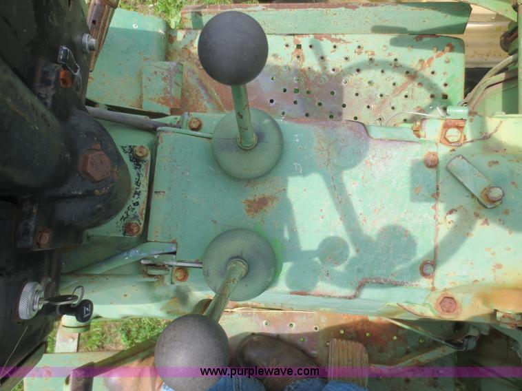 image for item F8271 John Deere 2120 tractor