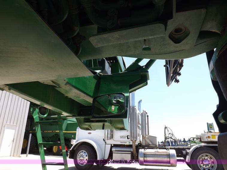 image for item F8272 2010 John Deere 4930 self-propelled sprayer