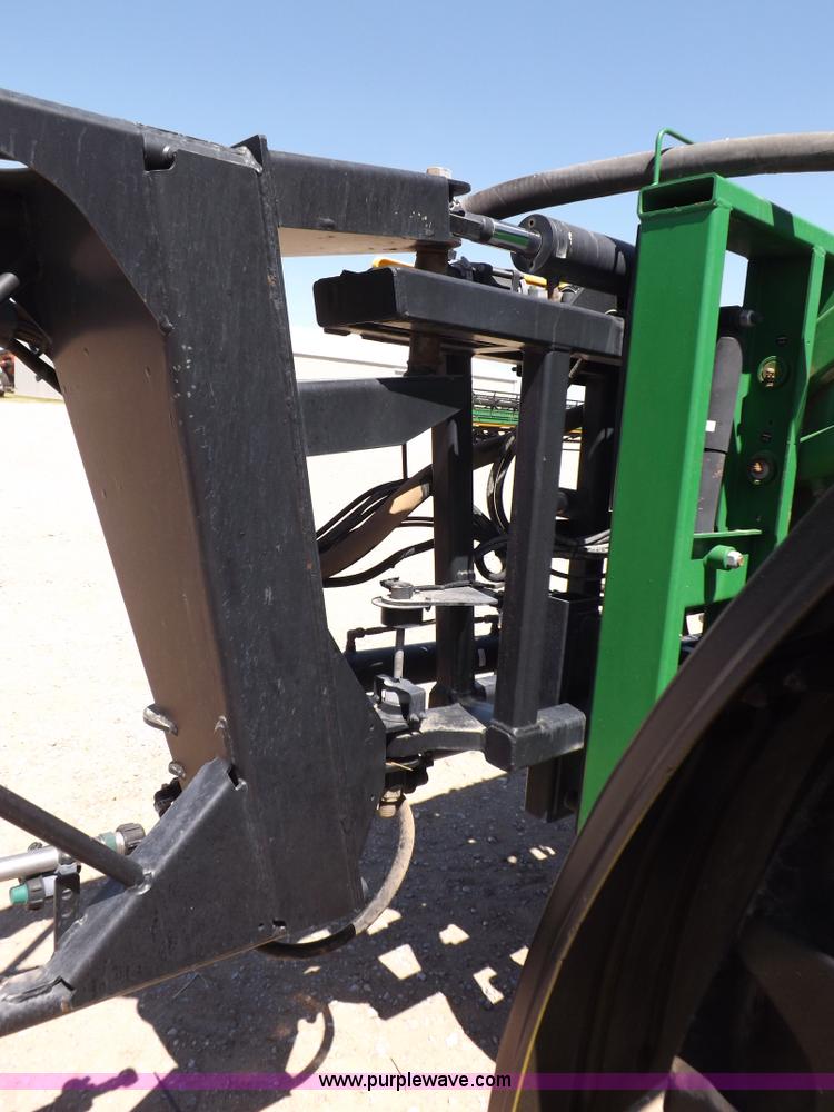 image for item F8272 2010 John Deere 4930 self-propelled sprayer