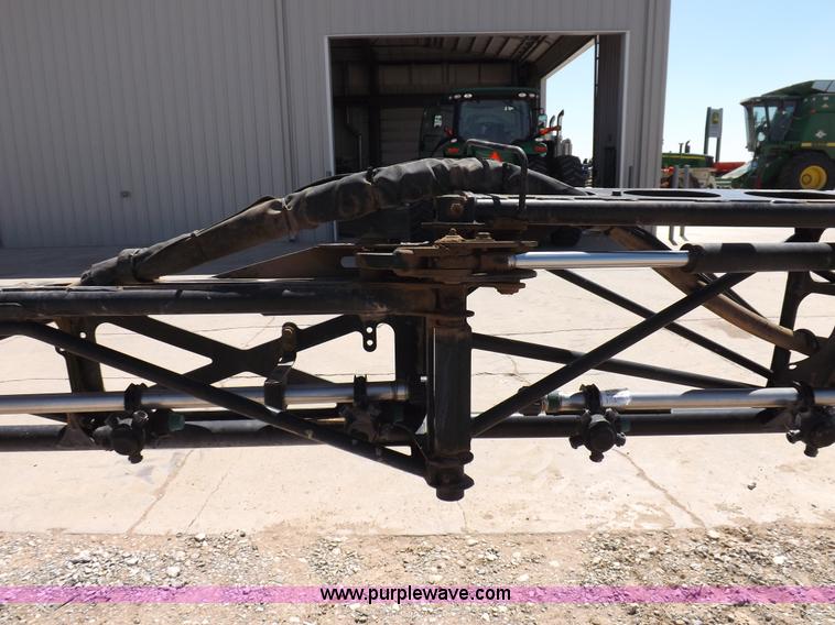 image for item F8272 2010 John Deere 4930 self-propelled sprayer