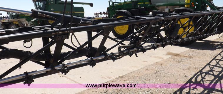 image for item F8272 2010 John Deere 4930 self-propelled sprayer
