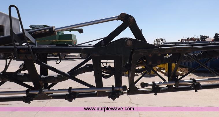 image for item F8272 2010 John Deere 4930 self-propelled sprayer