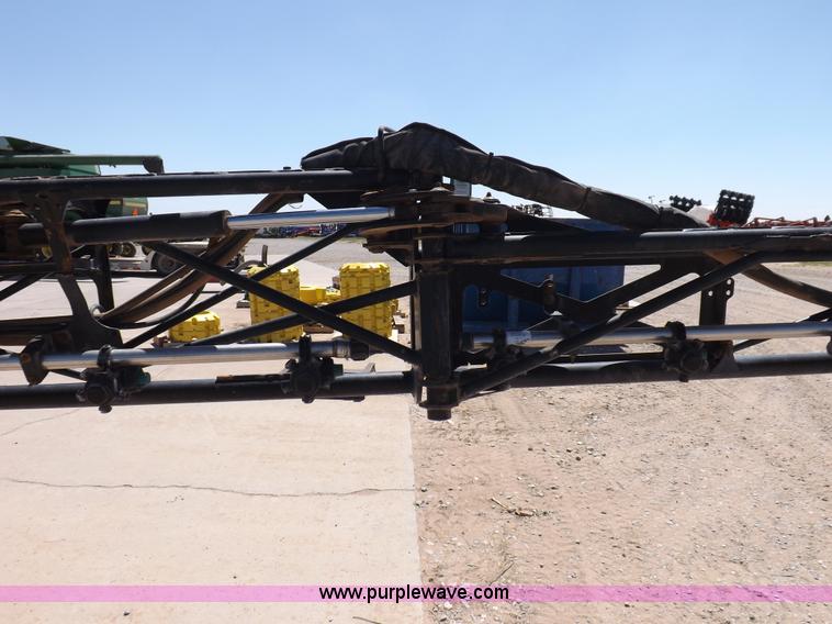 image for item F8272 2010 John Deere 4930 self-propelled sprayer