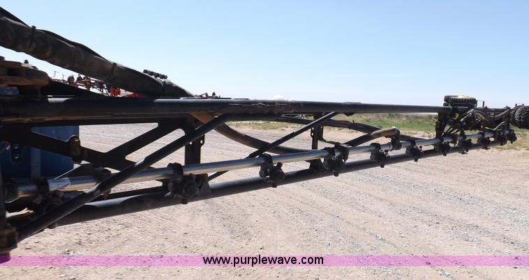 image for item F8272 2010 John Deere 4930 self-propelled sprayer