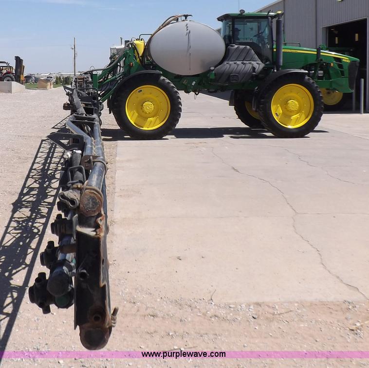 image for item F8272 2010 John Deere 4930 self-propelled sprayer