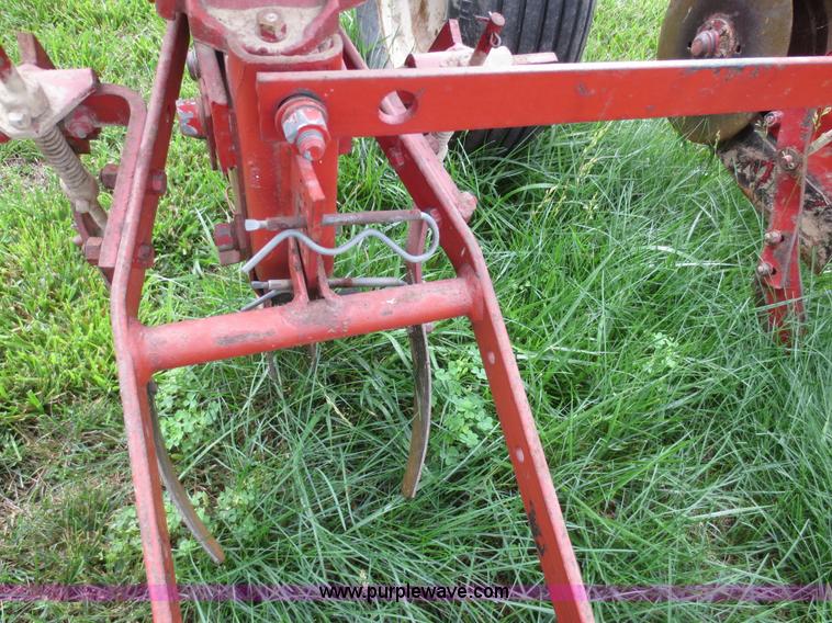 image for item F8273 International 56 planter