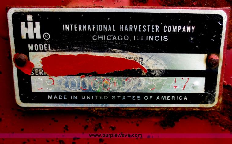 image for item F8273 International 56 planter