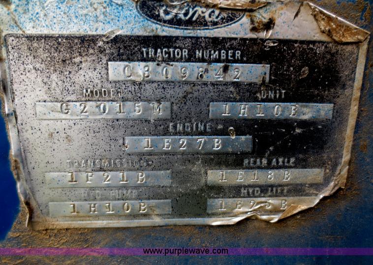 image for item F8274 1971 Ford 8000 tractor