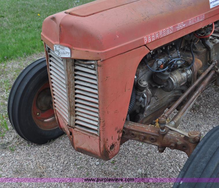 image for item G6475 1959 Massey-Ferguson TO-35 Deluxe tractor