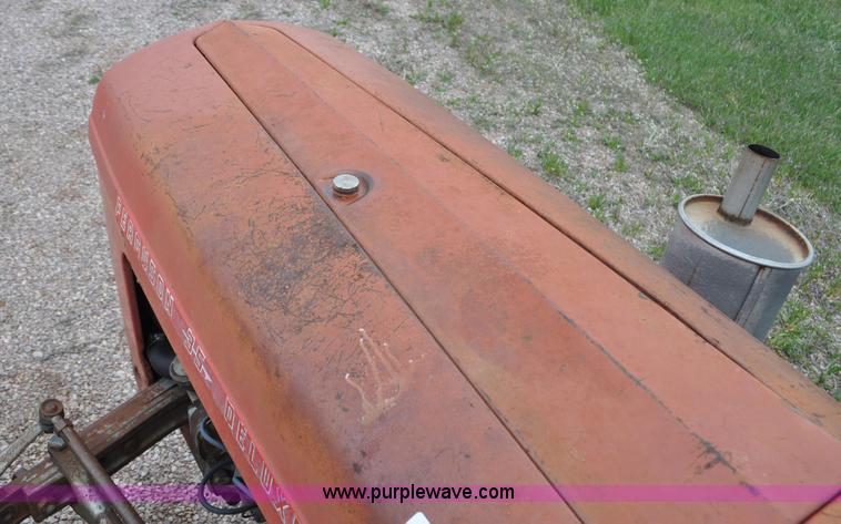 image for item G6475 1959 Massey-Ferguson TO-35 Deluxe tractor