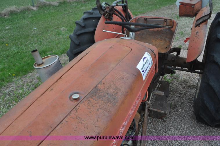 image for item G6475 1959 Massey-Ferguson TO-35 Deluxe tractor