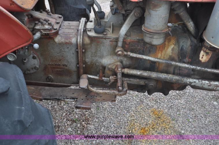 image for item G6475 1959 Massey-Ferguson TO-35 Deluxe tractor