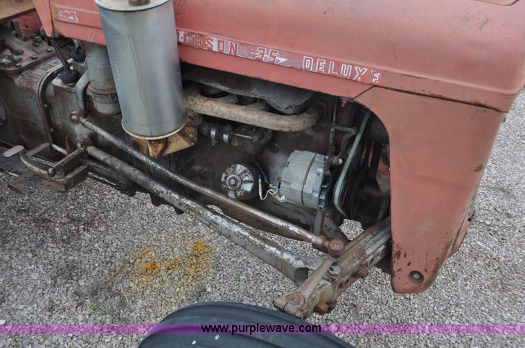 image for item G6475 1959 Massey-Ferguson TO-35 Deluxe tractor