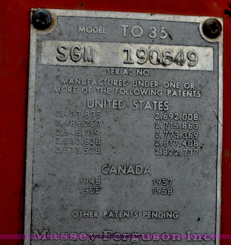 image for item G6475 1959 Massey-Ferguson TO-35 Deluxe tractor