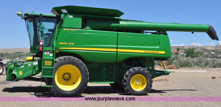 image for item G6478 2011 John Deere 9870 STS combine