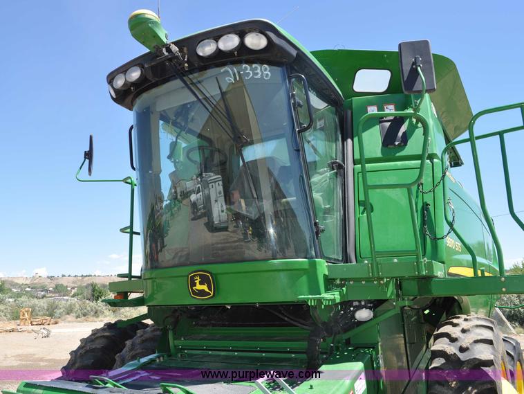 image for item G6478 2011 John Deere 9870 STS combine