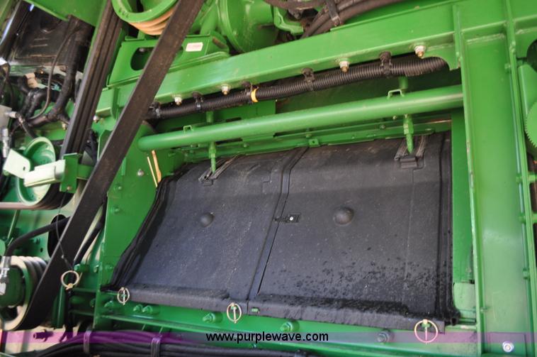 image for item G6478 2011 John Deere 9870 STS combine
