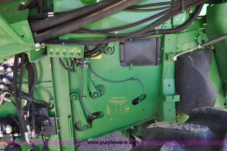 image for item G6478 2011 John Deere 9870 STS combine