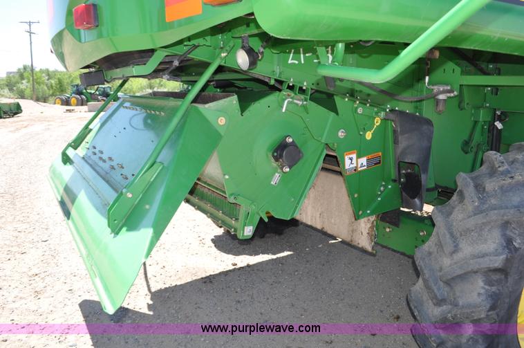 image for item G6478 2011 John Deere 9870 STS combine