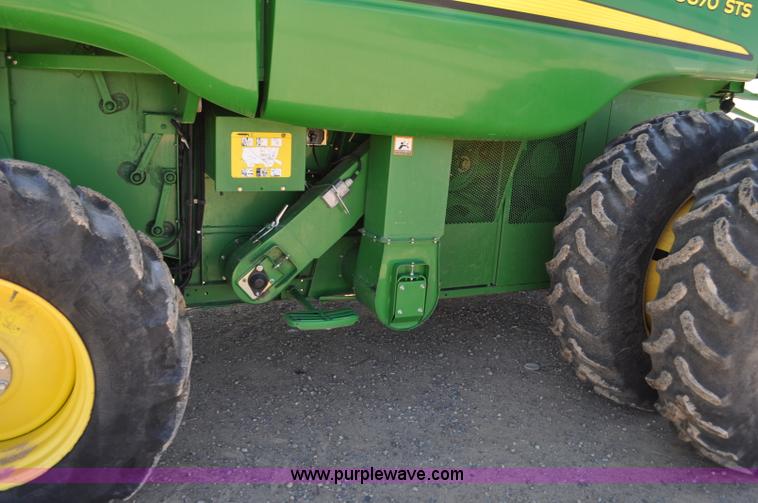 image for item G6478 2011 John Deere 9870 STS combine