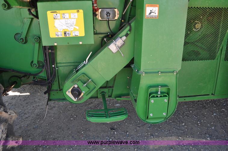 image for item G6478 2011 John Deere 9870 STS combine