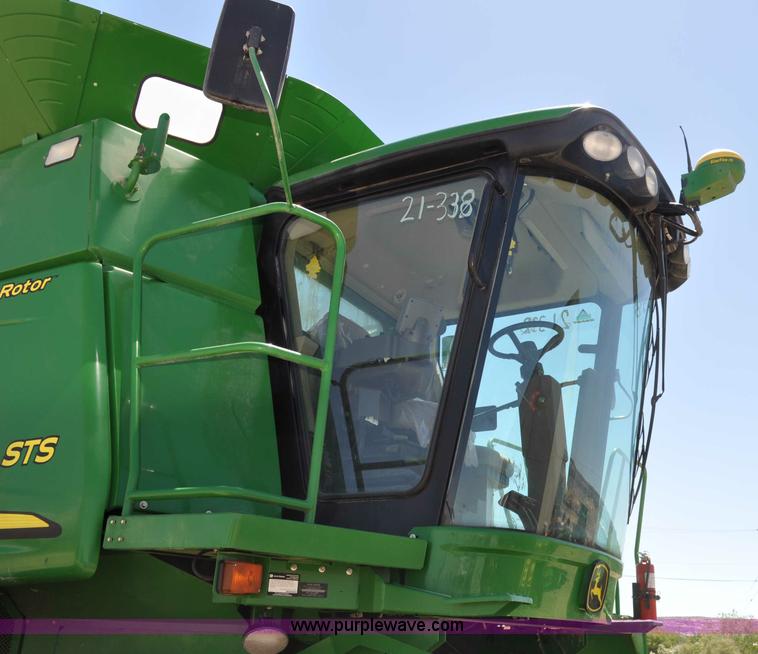 image for item G6478 2011 John Deere 9870 STS combine