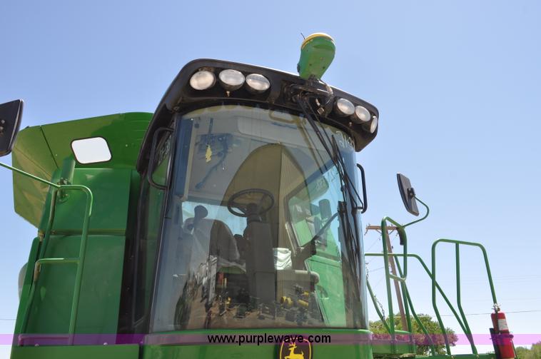 image for item G6478 2011 John Deere 9870 STS combine
